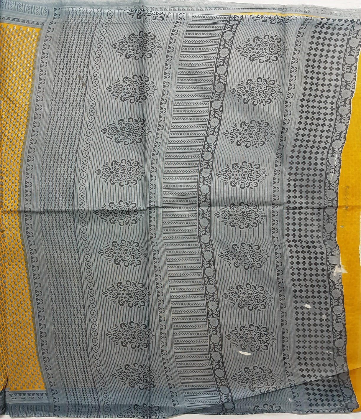 SAREE - Image 4
